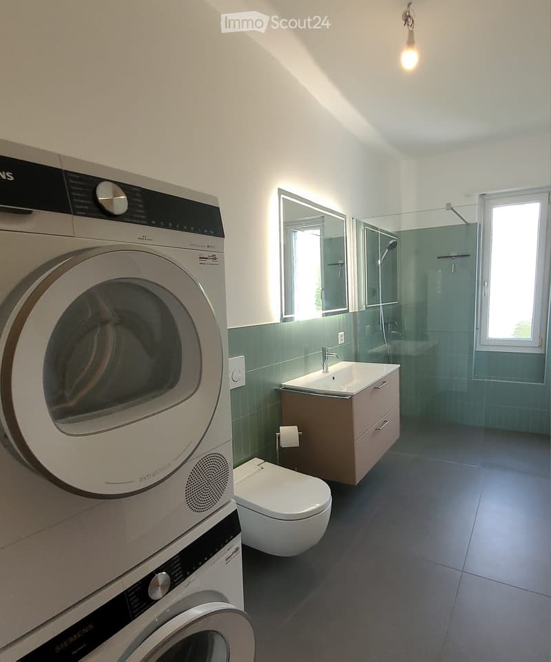 Miete helles 4.5-Zimmer-Wohnung mit schönem Blick ins Grüne (8)