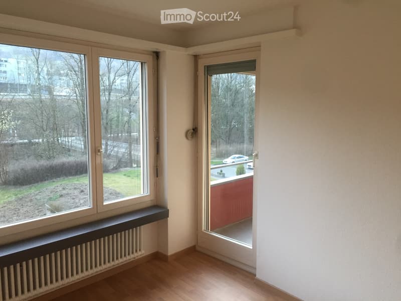 1 WG Zimmer 22'2m im grünen Adliswil mit Balkon per sofort (2)