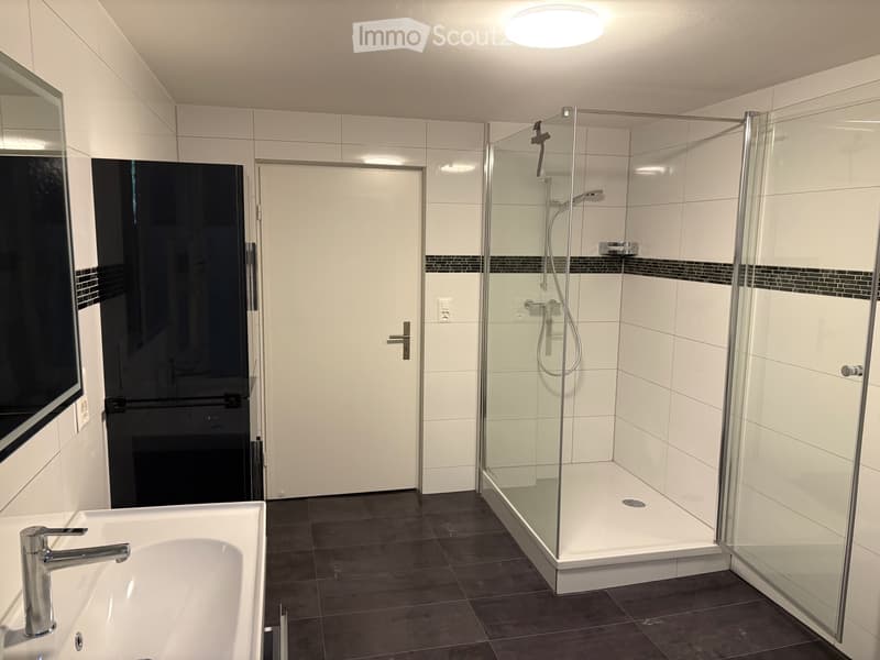 Apartment (5)