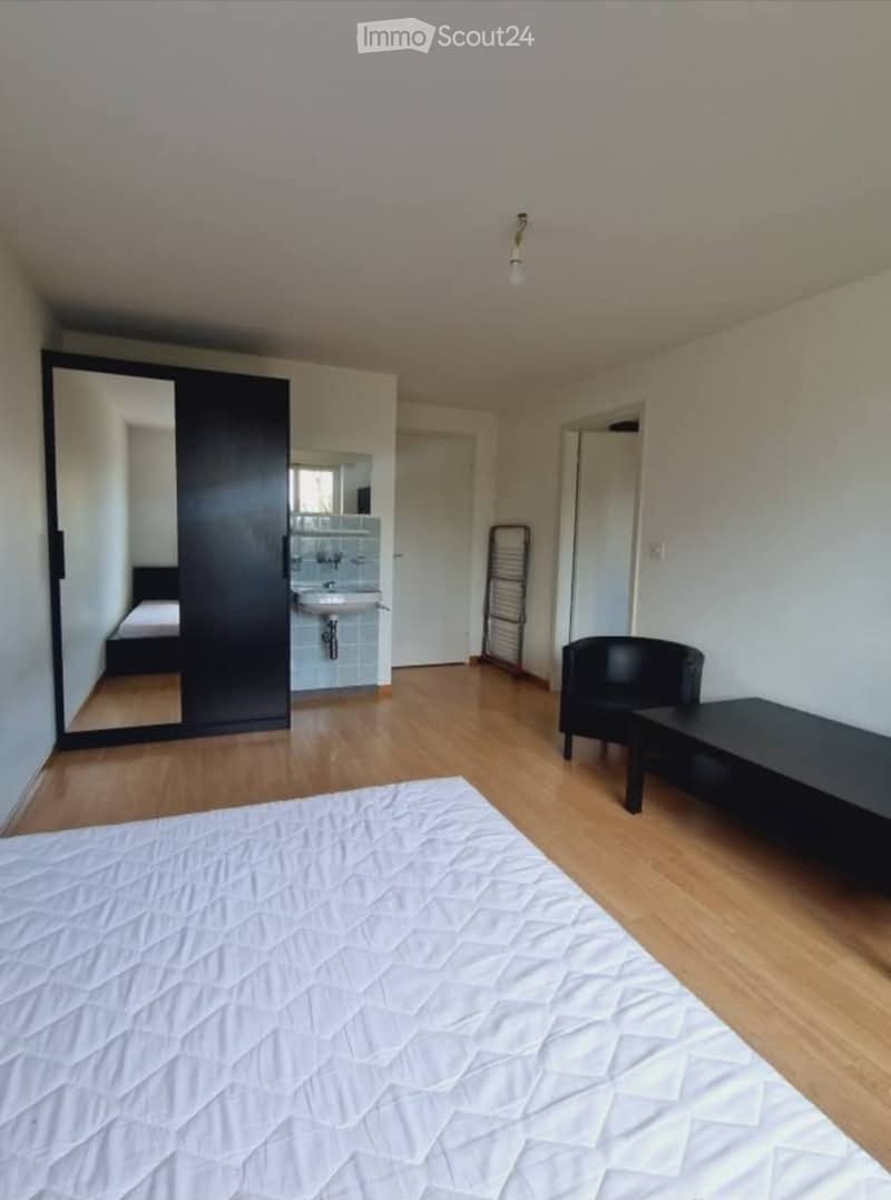Möbliertes Zimmer zu vermieten ab sofort! Kein WG (2)