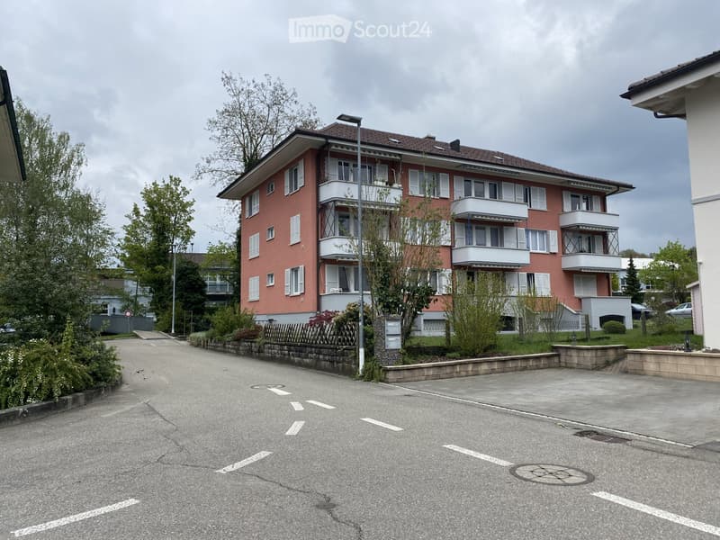 Nachmieter gesucht. Schöne, günstige 3 Zimmer Wohnung (1)