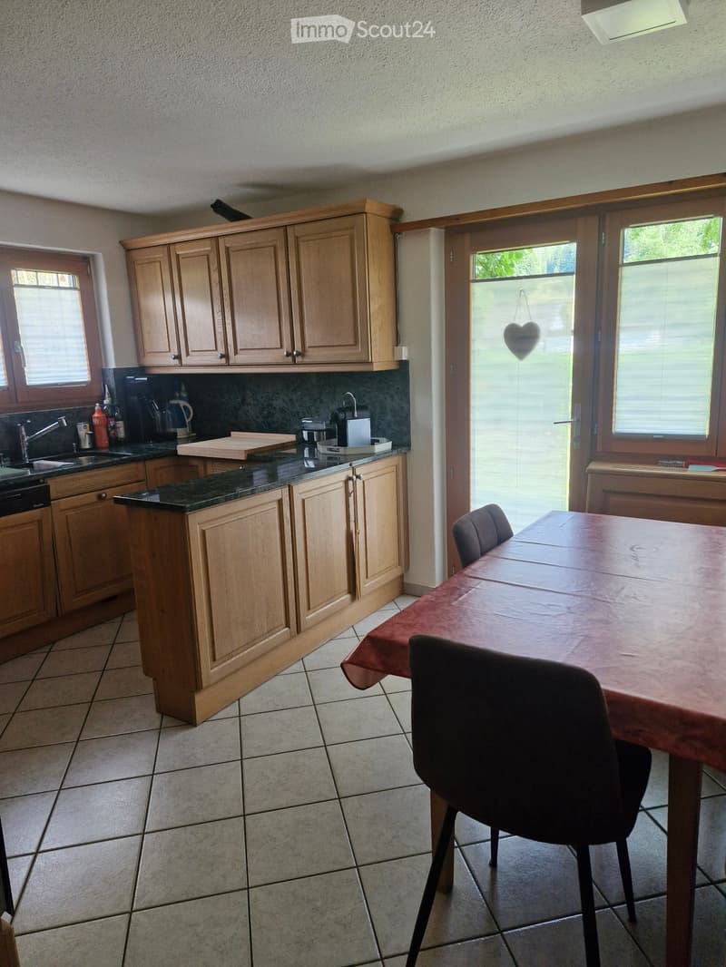 Very beautiful 4.5 room apartment with garden (5)