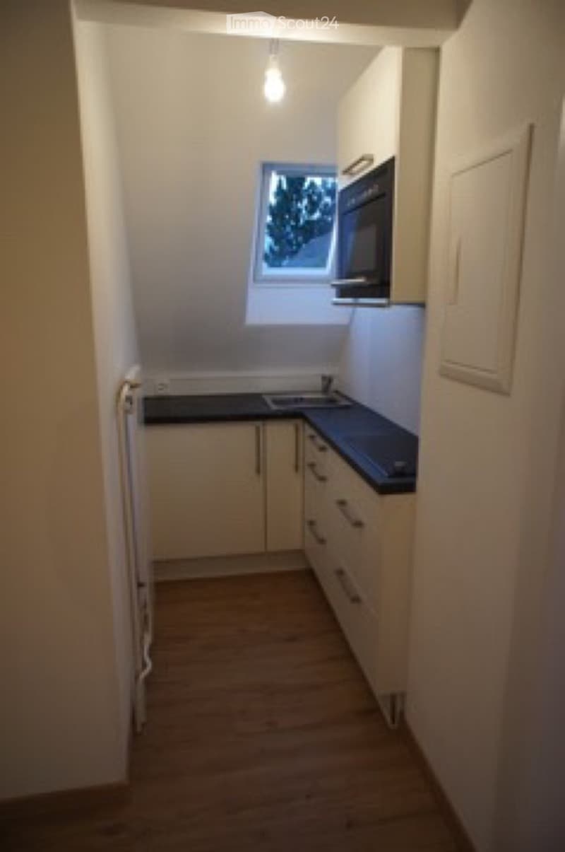 Charming attic apartment in central location (3)