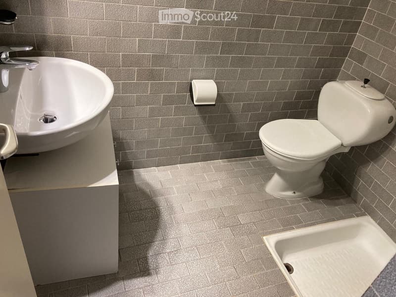 Einzelnes, unabhängiges Zimmer (3)