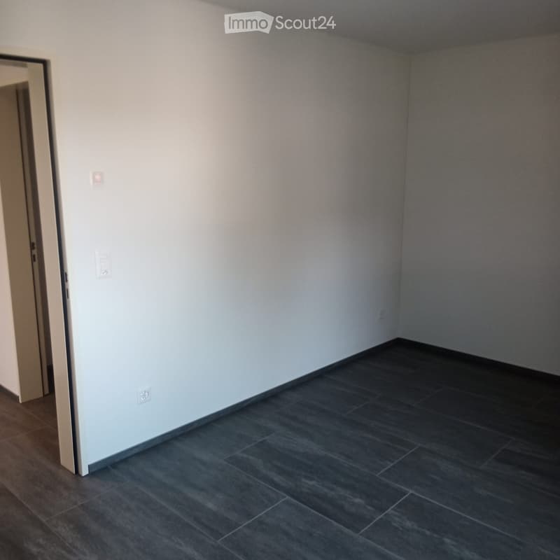 Tenant Wanted (3)