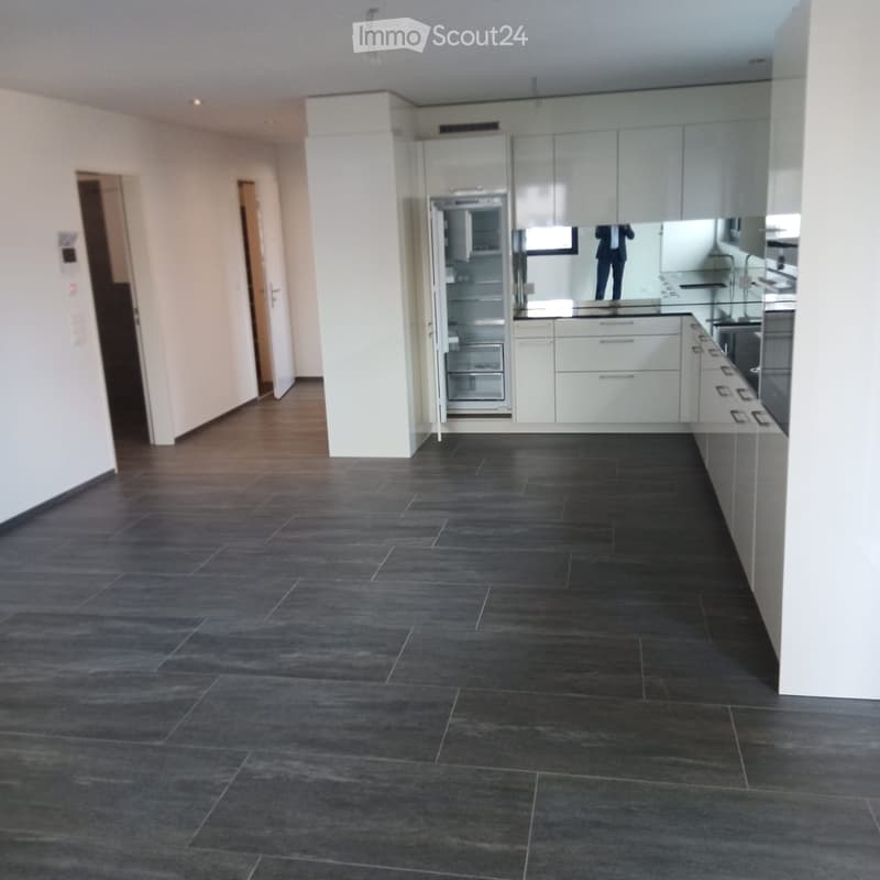 Tenant Wanted (1)
