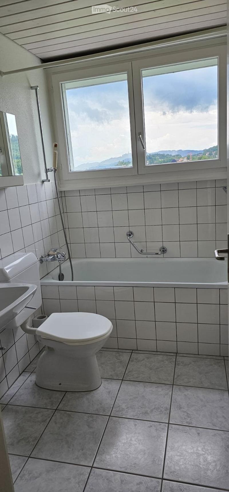 Vista sulla campagna non ostruita vicino a Worb a Richigen (1)
