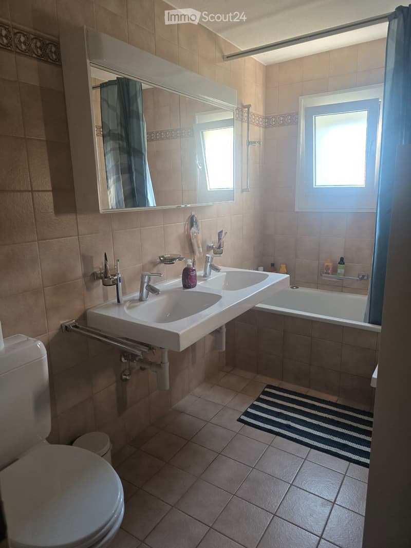 Beautiful 4.5 room apartment in Neerach (5)