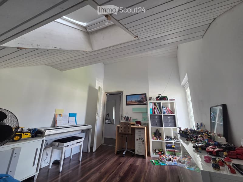 3 Zi. Dachwohnung 8630 Rüti (4)