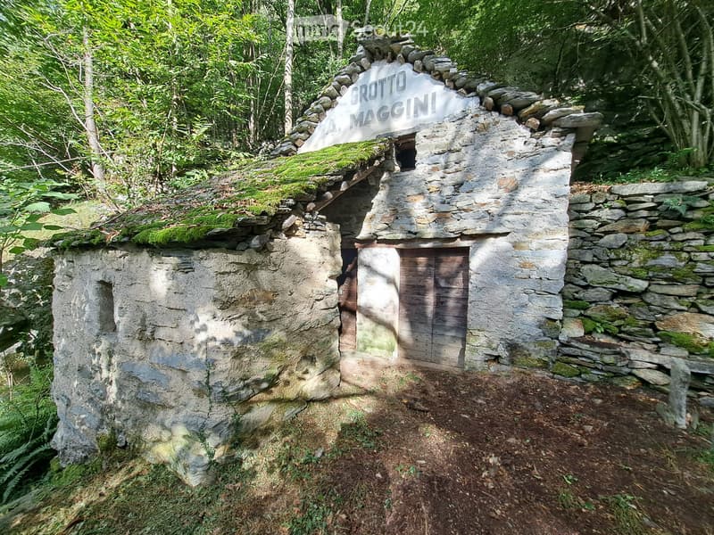 Grotto (1)