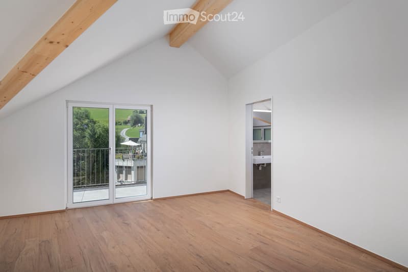 Modern new building single-family house with high-quality interior design (5)