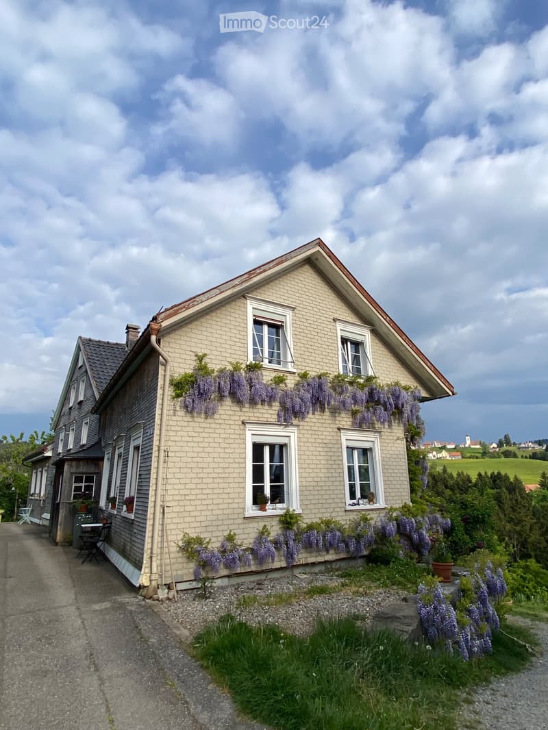 Sunny house part for rent with beautiful views, south-facing (2)