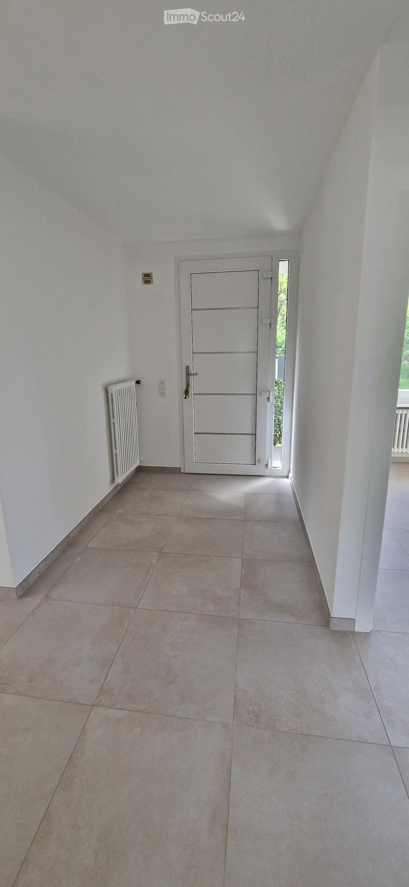 Affittasi appartamento di 5 locali a Rivera (7)