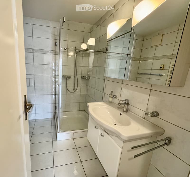 Appartement exclusif de 3,5 pièces avec grand balcon. (7)