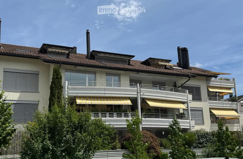 Appartement exclusif de 3,5 pièces avec grand balcon. (2)
