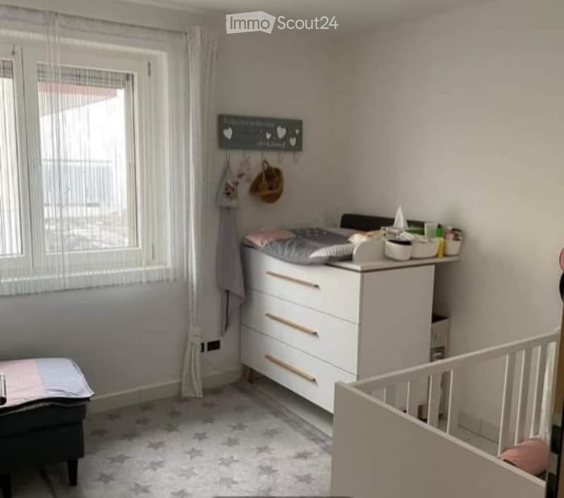 Zu vermieten, 4.5 Zi-Wohnung (2)
