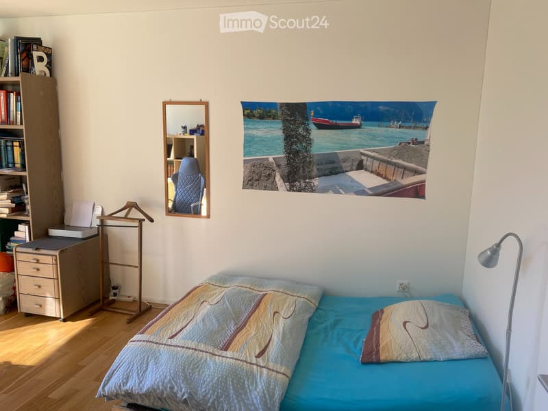 Chambre dans un appartement de 3,5 pièces directement à la gare & Coop Pronto (3)