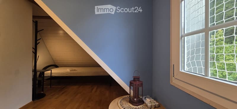 Attic room for rent (2)