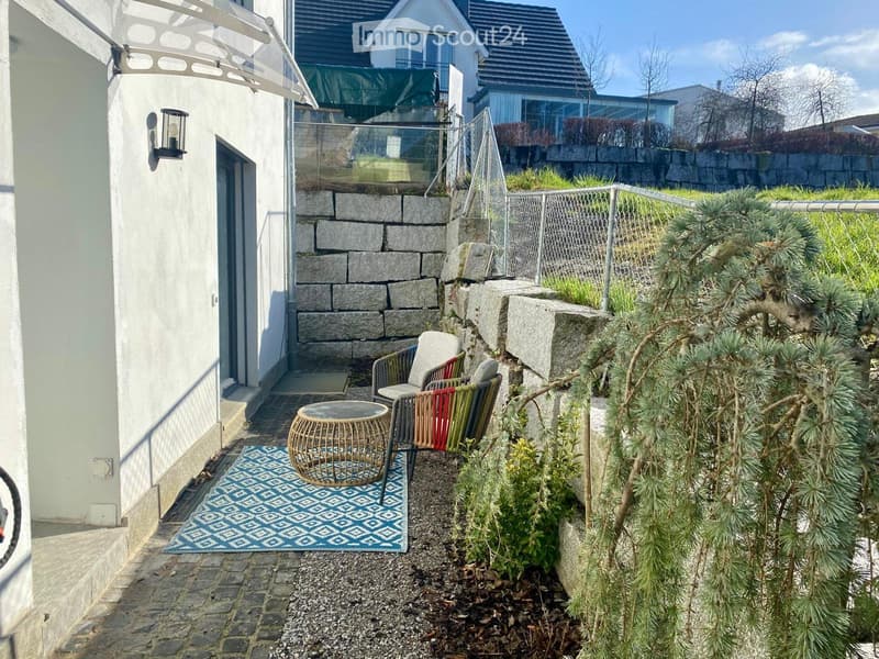 Charming 3.0-room apartment, pets allowed. (1)