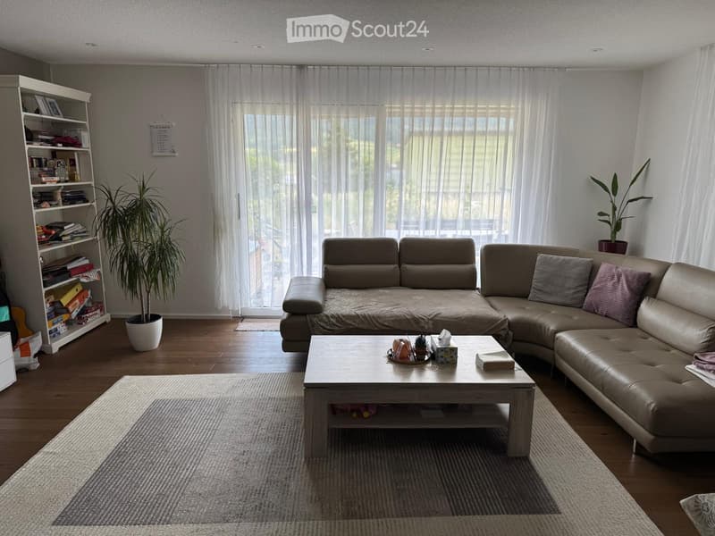 4.5-Zimmer Wohnung mit Bastelraum & 2 Parkplätze (5)
