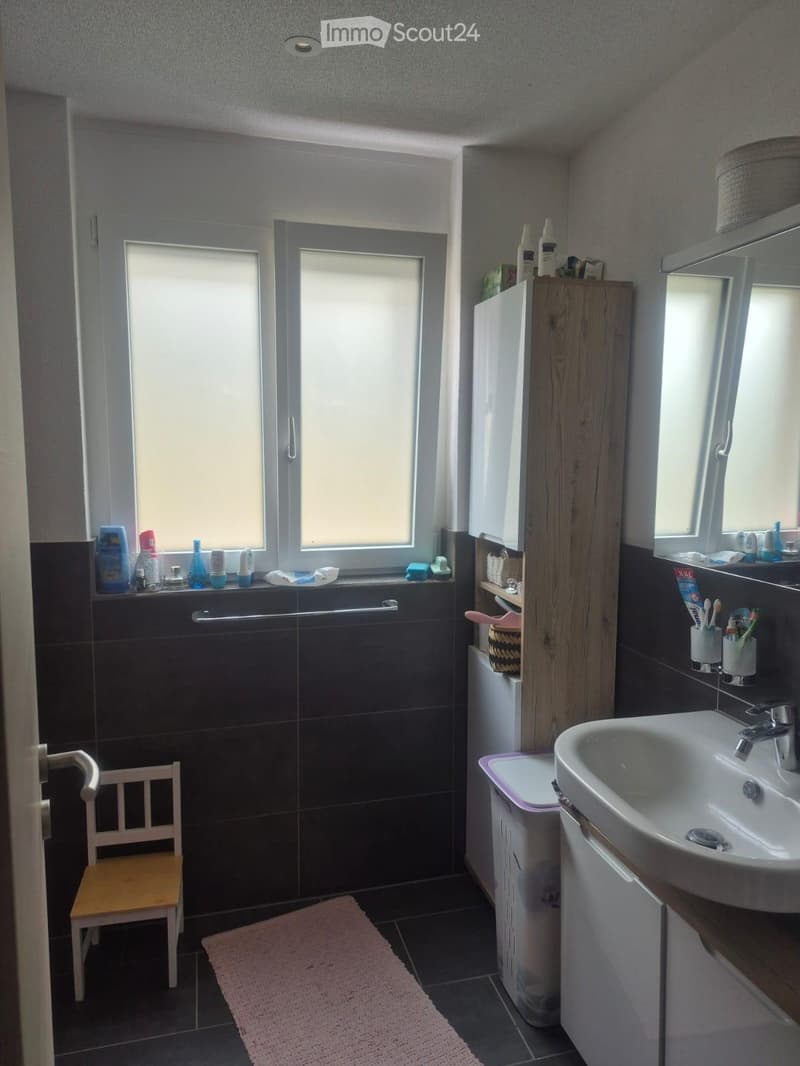 4.5-Zimmer Wohnung mit Bastelraum & 2 Parkplätze (2)