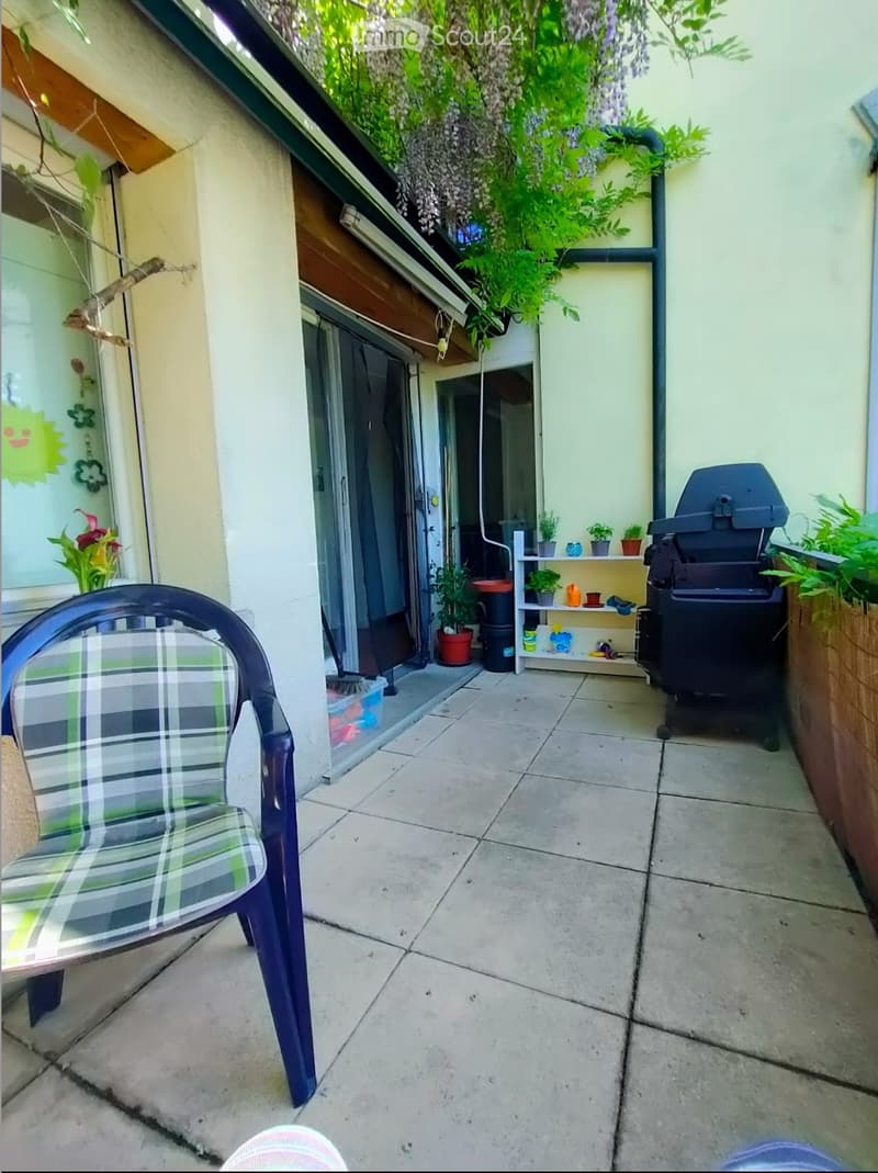 Affordable, central & large-4.5 room apartment for rent in Grenchen (2)