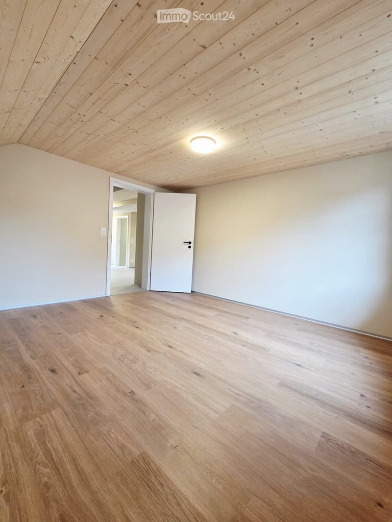 Appartamento moderno di 3,5 locali con galleria aggiuntiva (3)