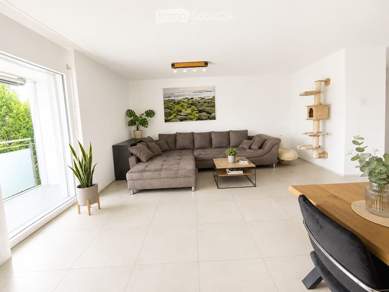 Moderne 3.5-Zimmer-Wohnung in Bazenheid (2)