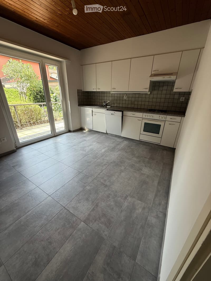 Appartement mit 3 Zimmern zu vermieten (1)