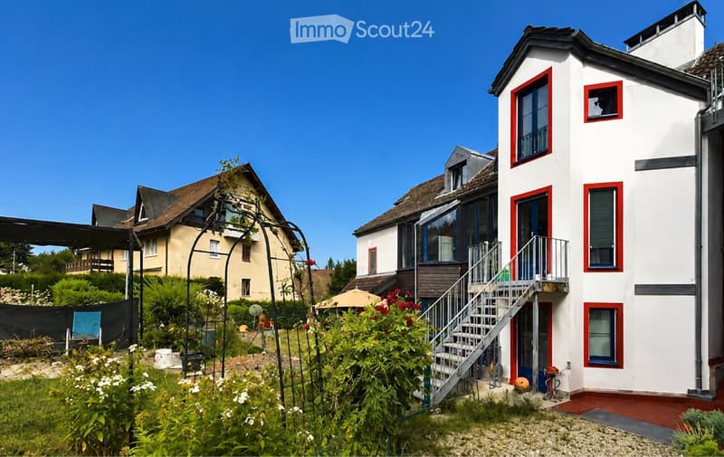 Appartamento mansardato di 4,5 locali elegante a Spreitenbach (3)
