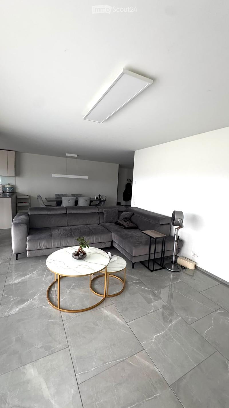 Appartement moderne avec grand balcon (2)