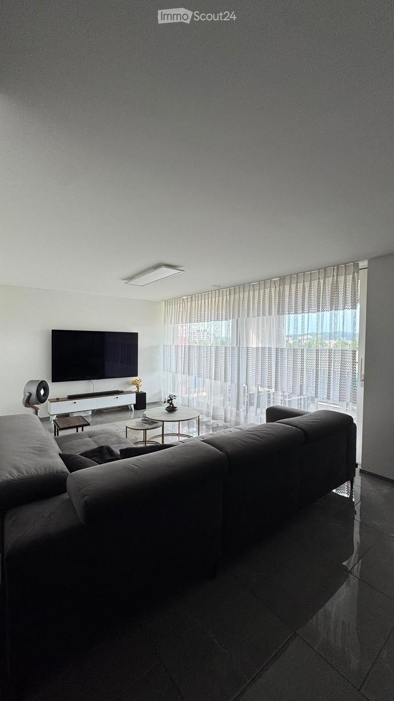 Appartement moderne avec grand balcon (1)