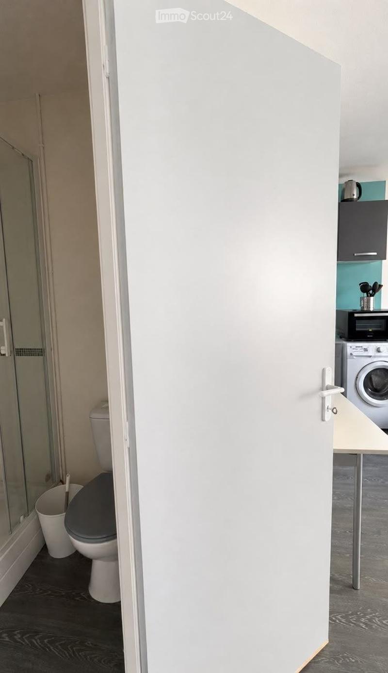 Charmantes möbliertes Studio-Wohnung in der Avenue du Mail, Genf renoviert (4)