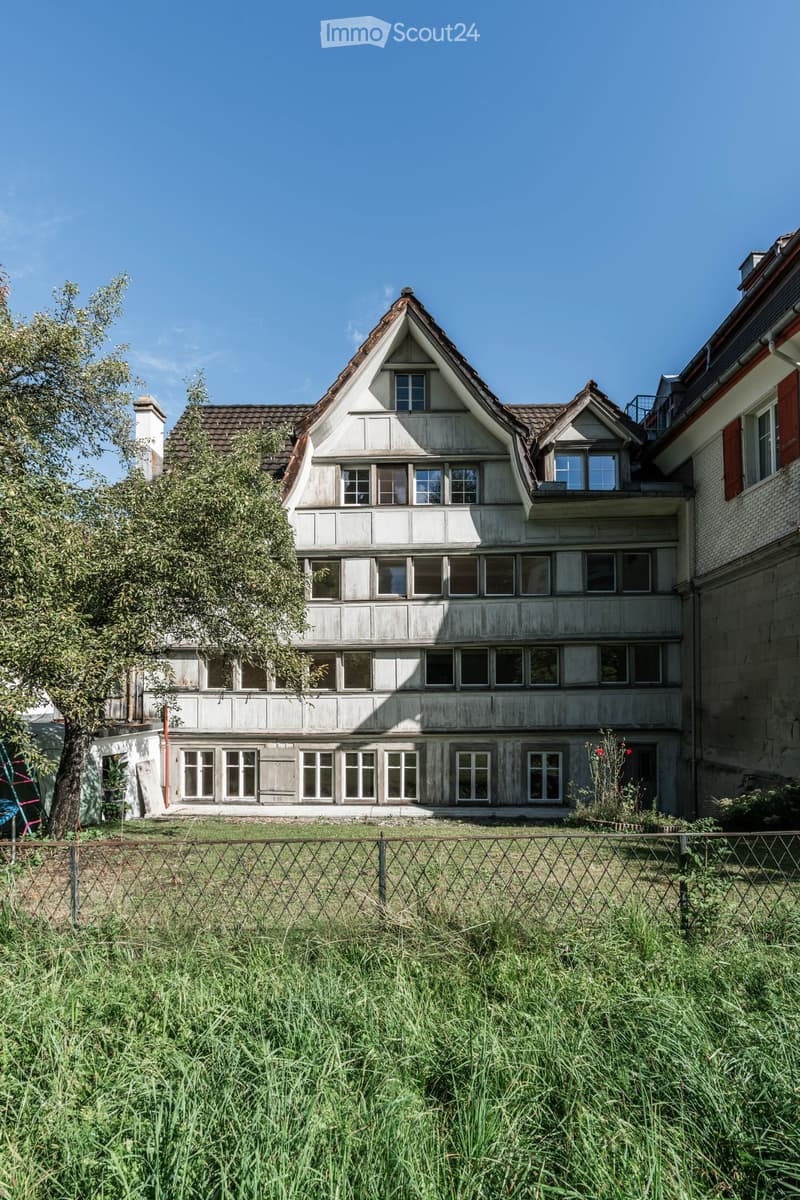 In the center, with garden, 75m2, 4-5 rooms, newly renovated (4)