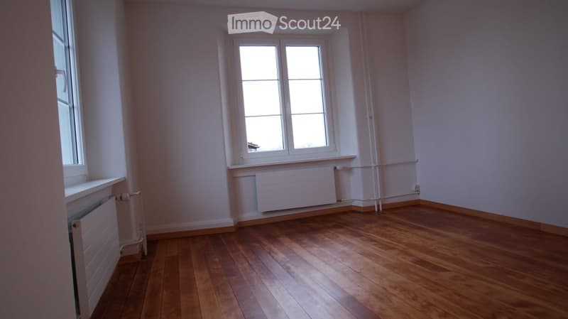 Appartamento ristrutturato di 3,5 locali con vista lago a Thalwil (3)