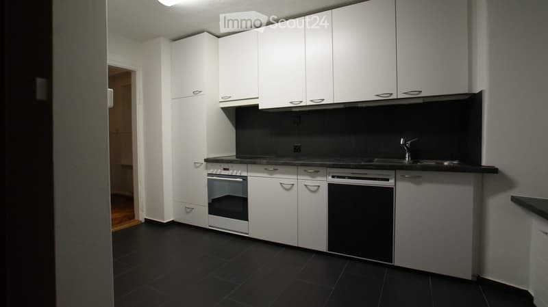 Appartamento ristrutturato di 3,5 locali con vista lago a Thalwil (4)