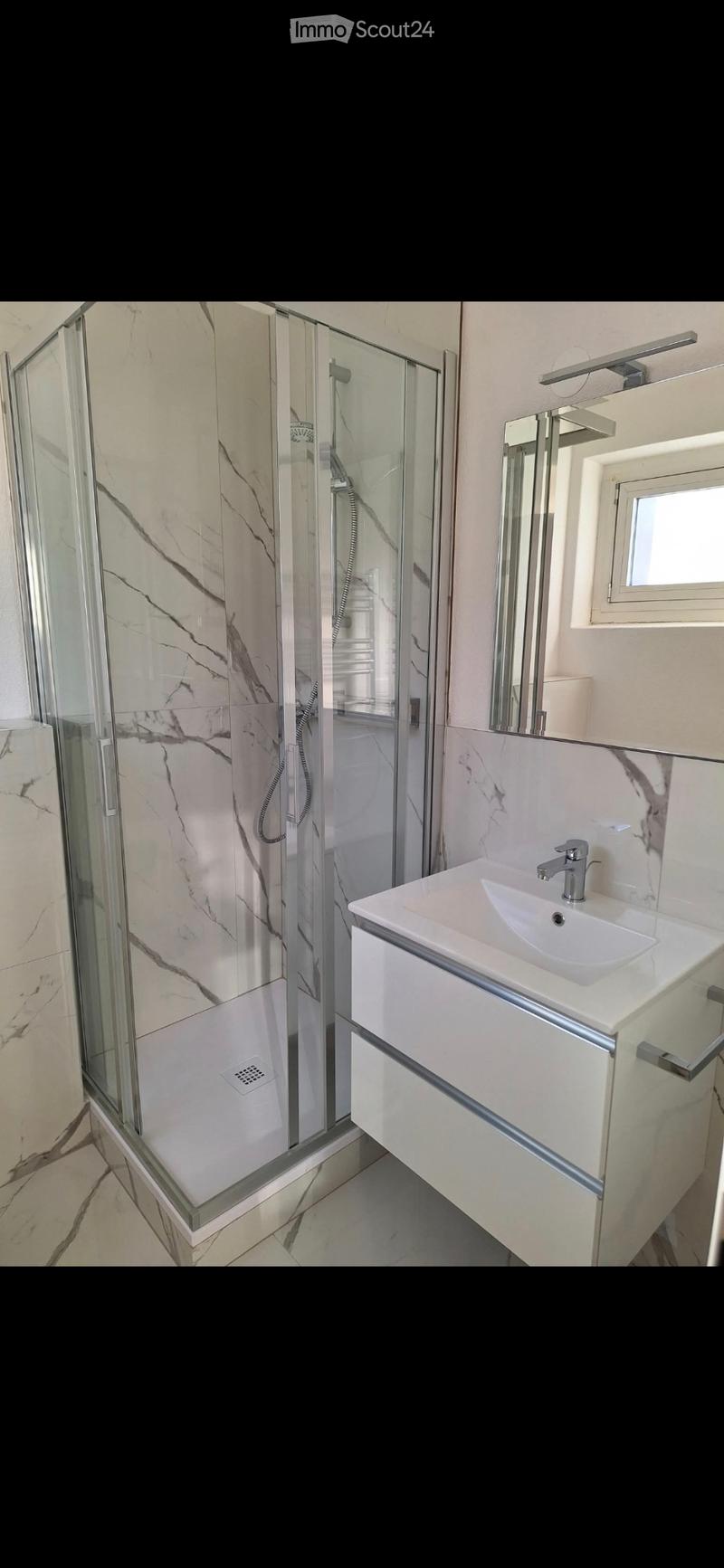 I'm looking for a sublessee for a 3.5-room apartment (2)