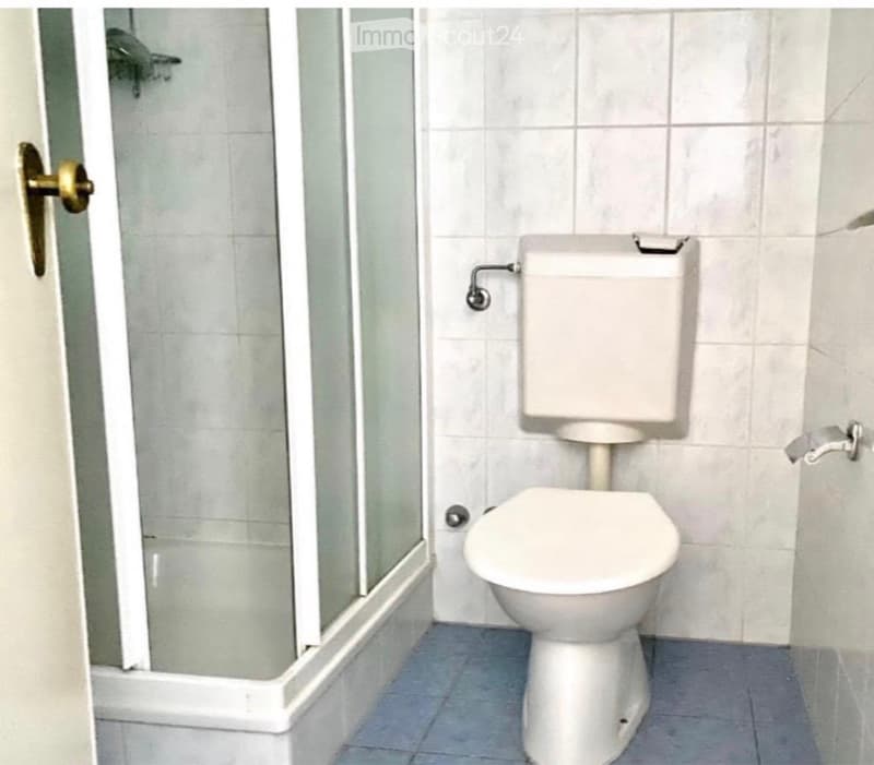 Rental apartment of 1.5 rooms in a condominium with a pool (3)