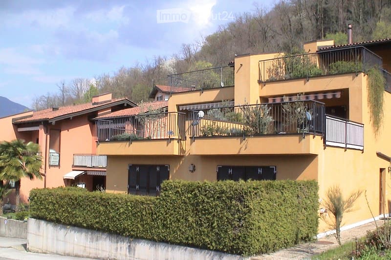 Grand appartement 2 1/2 pièces avec dépendance et grandes terrasses (3)