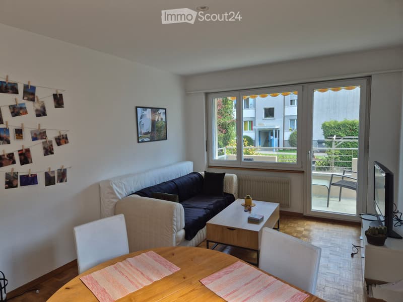 Bright room in student shared apartment: 15' from Bern train station (2)