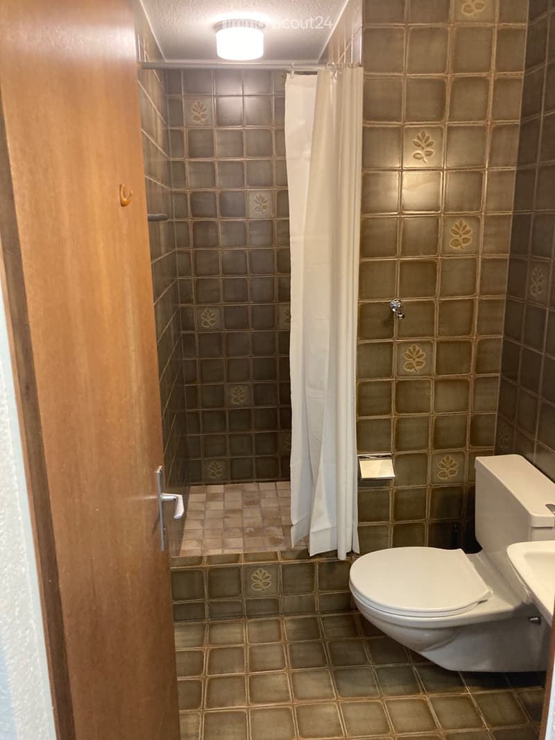 Monolocale arredato in casa unifamiliare con vista lago (5)