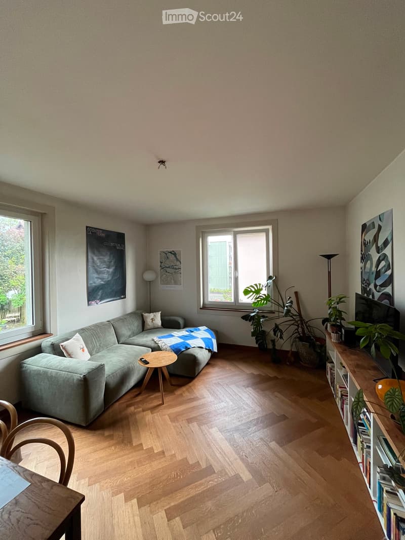 Bright 4.5-room old building apartment in the popular Loreto quarter (5)