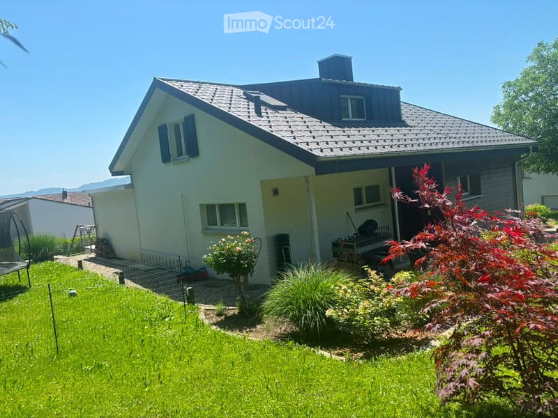 Bella casa unifamiliare in affitto a Lostorf (2)