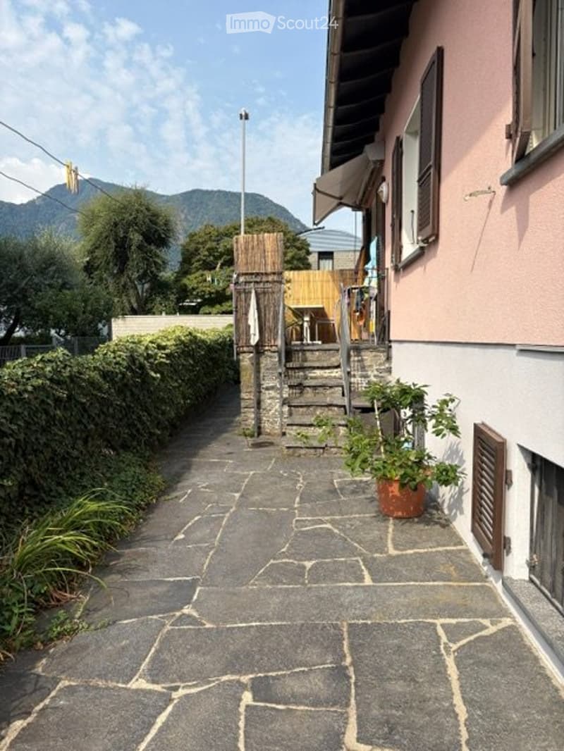 Subentrante per casa unifamiliare (5)