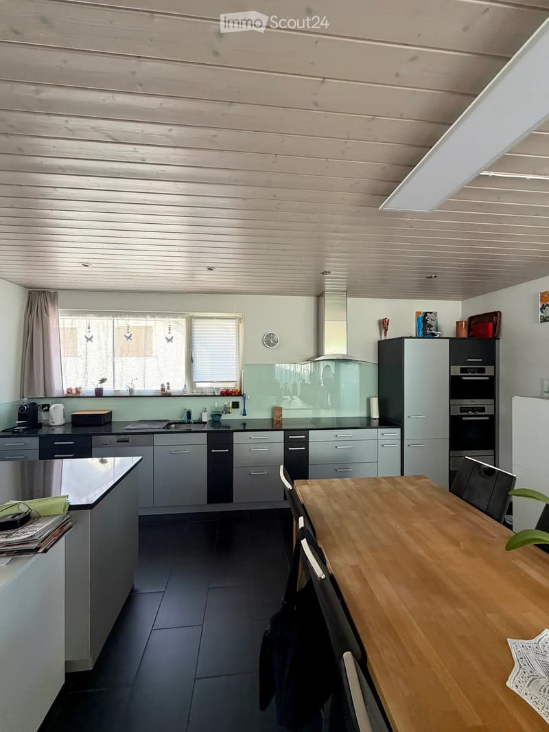 Proprietà con casa principale e appartamento separato (3)