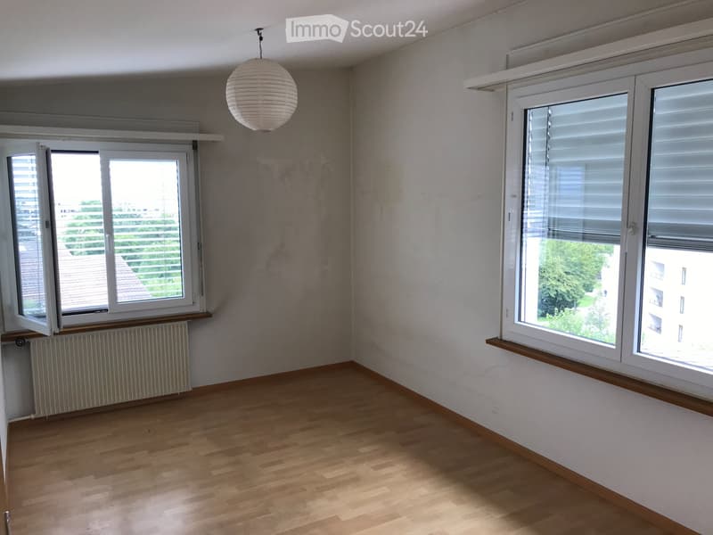 Appartement 2.5 pièces à louer, jusqu'au 30.09.2027, éventuellement plus long (2)