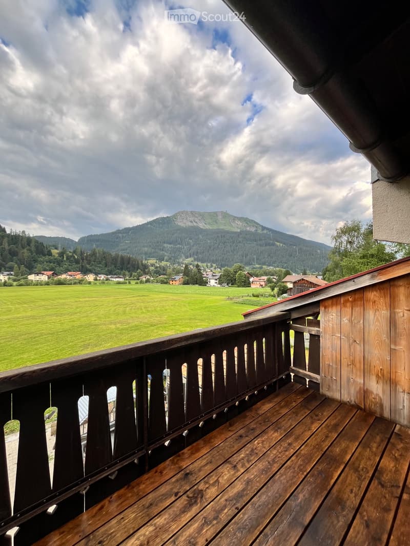 Appartement de vacances 3.5 pièces avec balcon à Klosters (1)