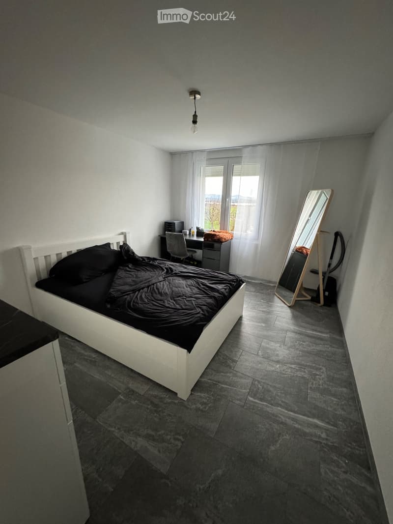 Appartamento 2.5 locali a 8117 Fällanden (2)
