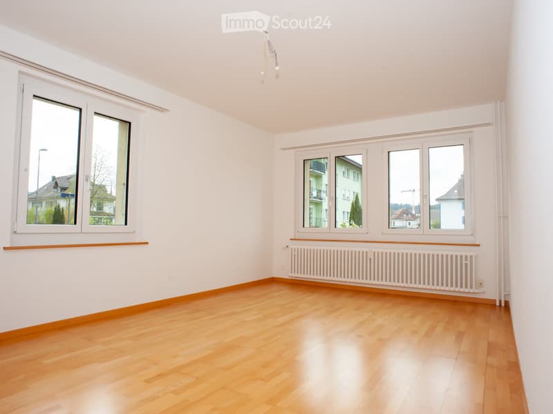 Charmante 3-Zimmer-Wohnung direkt an der Emme (2)