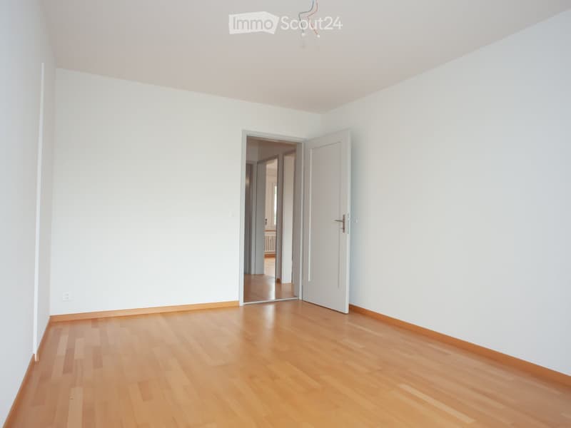 Charmante 3-Zimmer-Wohnung direkt an der Emme (4)